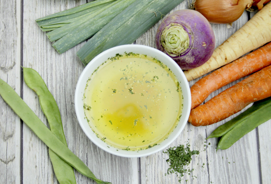 Bouillon de poule maison facile et bon marché vie verte
